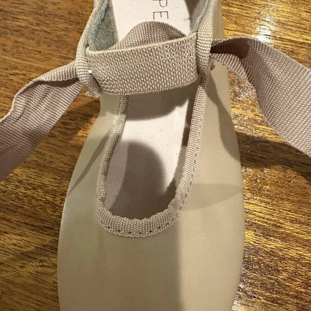 Capezio Tap Shoes‎ Girls Size 10.5 Wide Tan Mary Jane Tele Tone Ribbon Dance